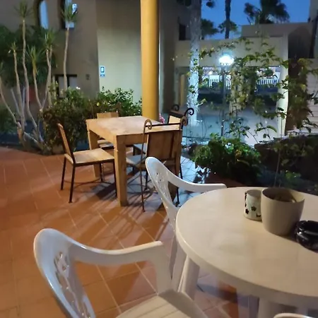 In Oasis Tropicale Nyaraló